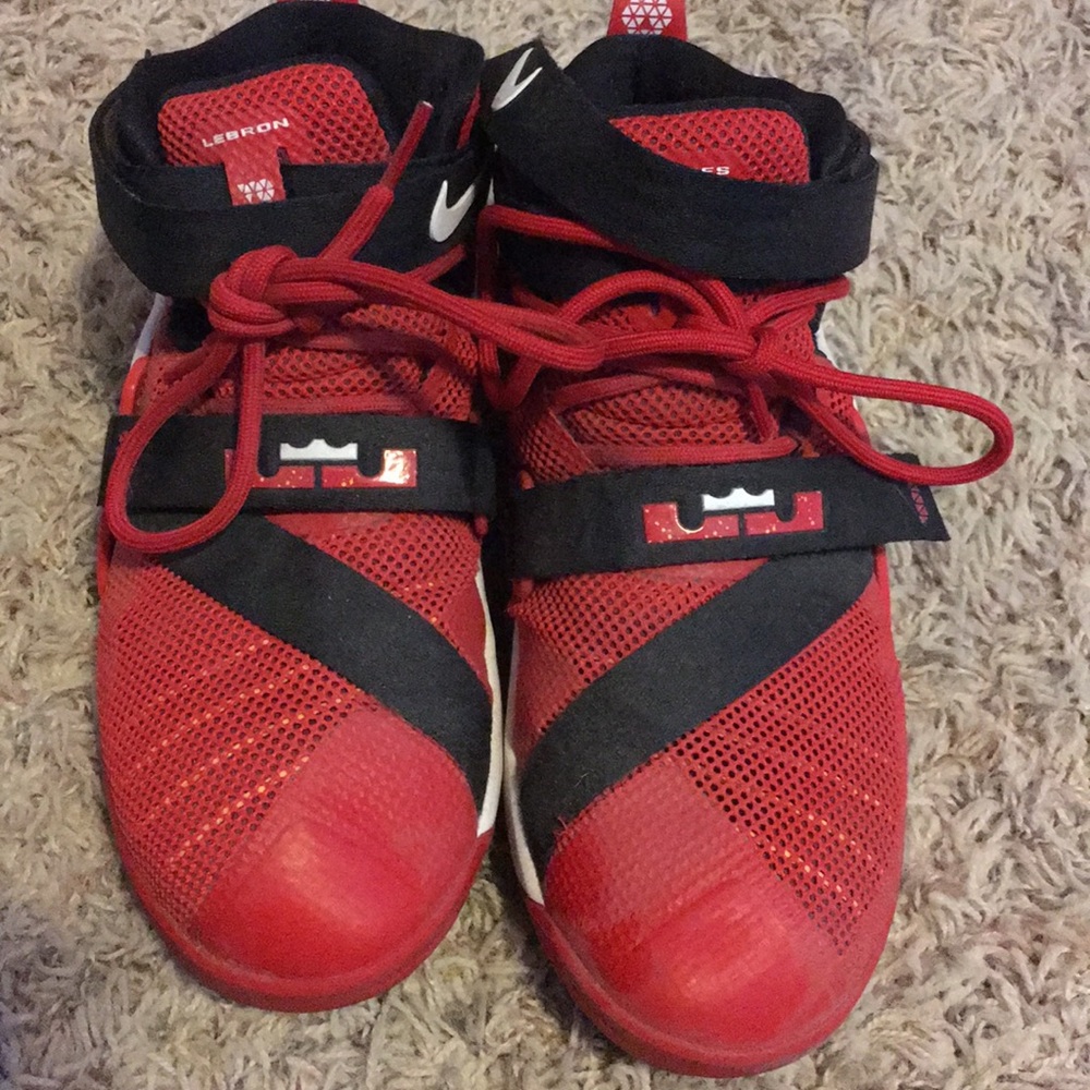 Nike Lebron Shoes